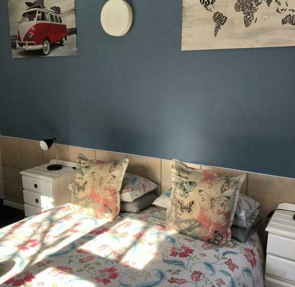 اتاق استاندارد با سرویس بهداشتی مشترک, Hermanus Backpackers & Budget Accommodation