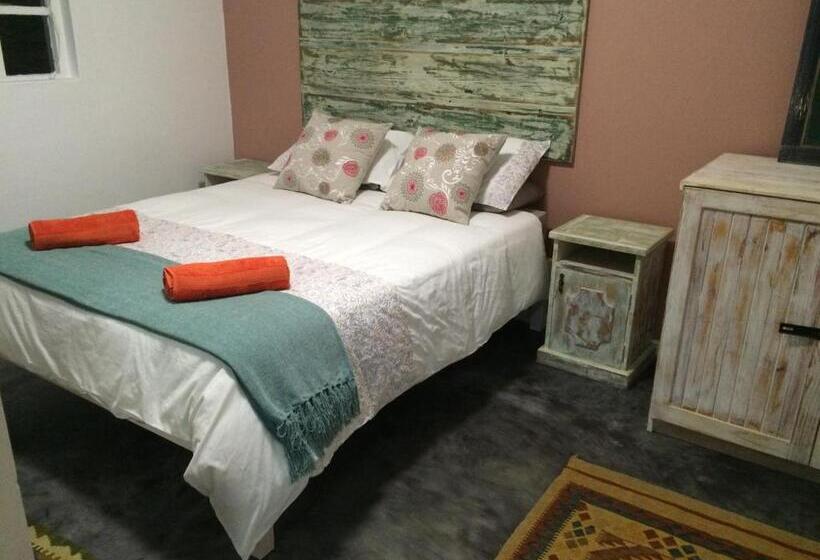 اتاق استاندارد, Hermanus Backpackers & Budget Accommodation
