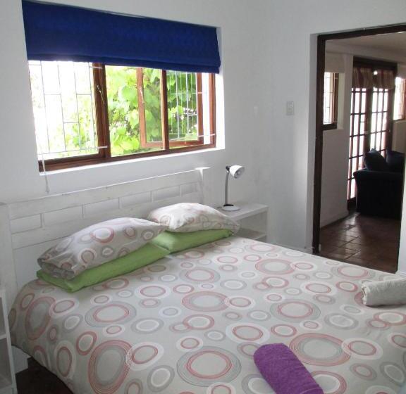 اتاق استاندارد, Hermanus Backpackers & Budget Accommodation