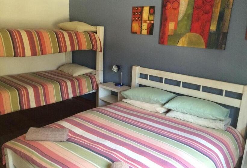اتاق خانوادگی, Hermanus Backpackers & Budget Accommodation