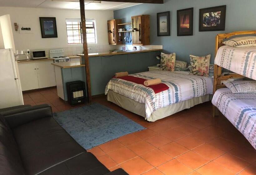 غرفة عائلية, Hermanus Backpackers & Budget Accommodation