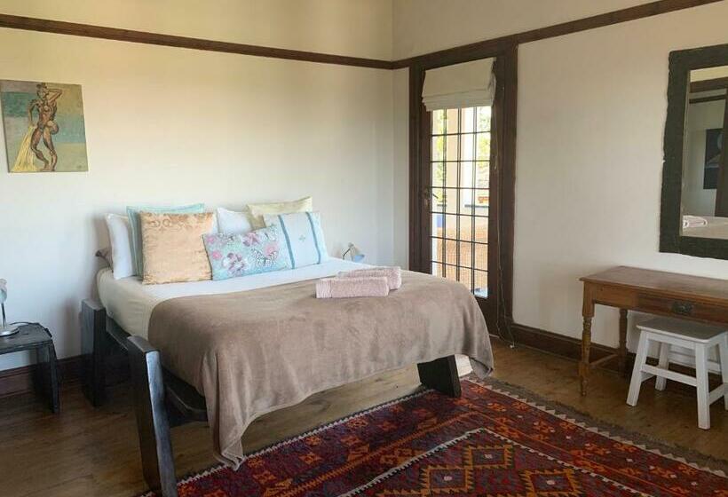 اتاق استاندارد, Karoo Soul
