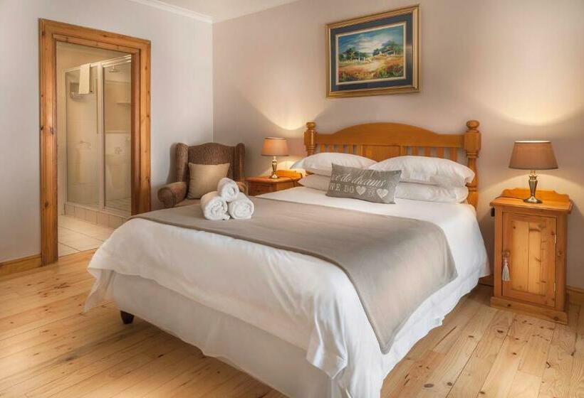 اتاق استاندارد, Avenues Guest House