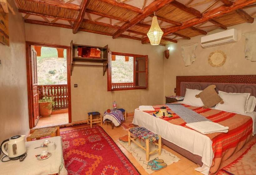 اتاق استاندارد با بالکن, Dar Aymane
