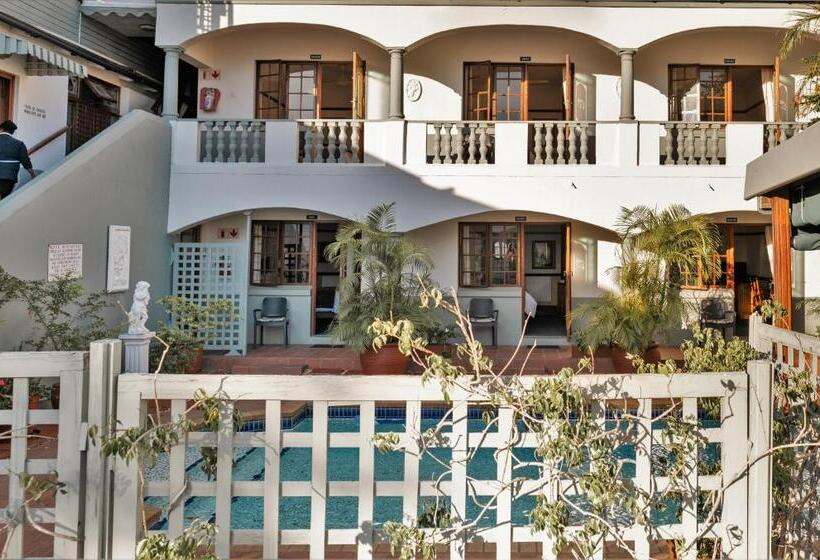 اتاق لوکس, Devereux Lodge