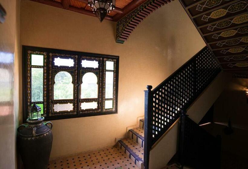 اتاق لوکس با بالکن, Riad Jnane Imlil