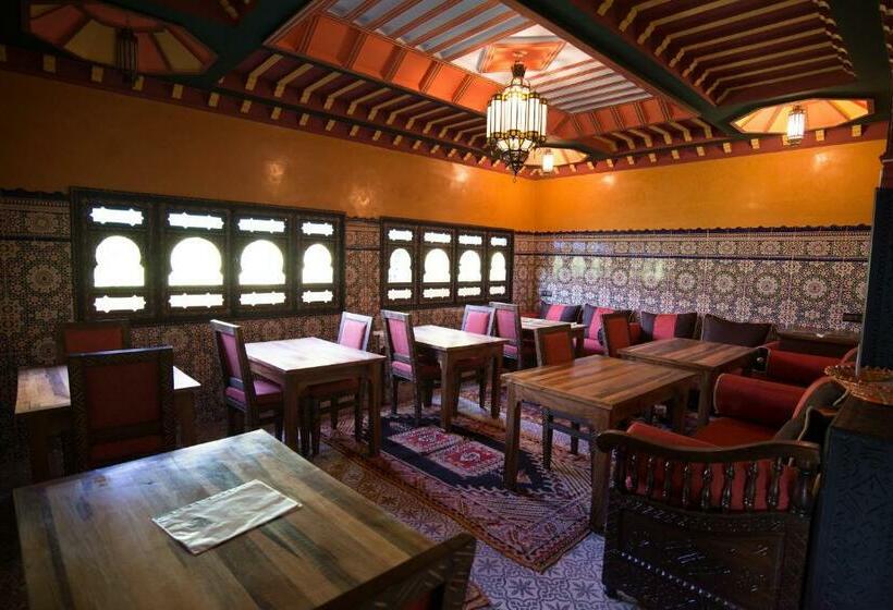 اتاق لوکس با بالکن, Riad Jnane Imlil