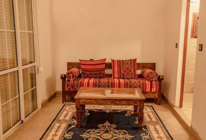 سوییت, Riad Mamouche