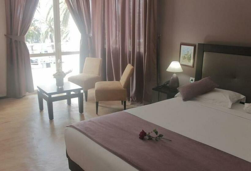 Mini Suite, Verdi