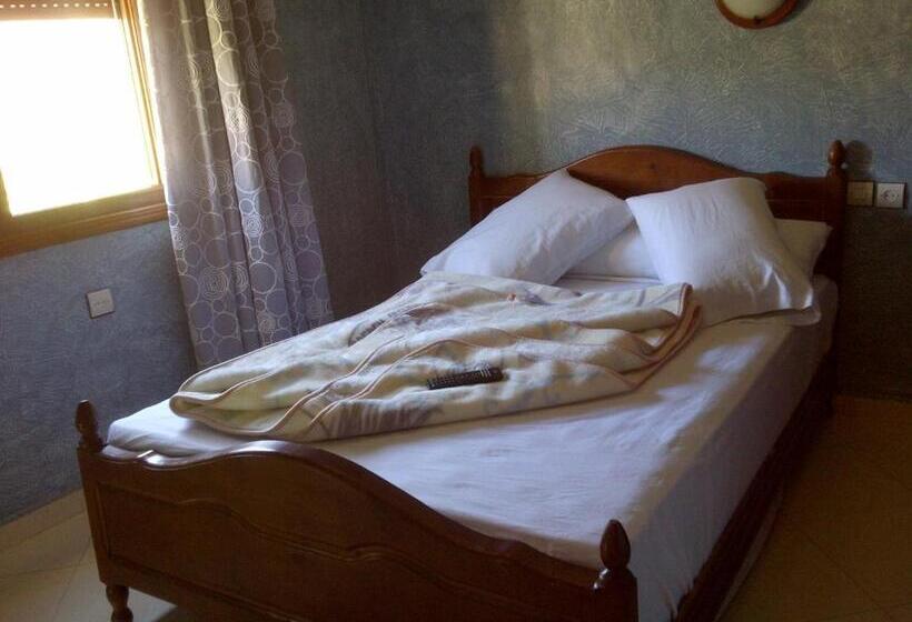 اتاق استاندارد یک نفره, Espace Tifawine