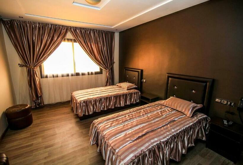اتاق استاندارد, Jedda Douhi El Ouassini