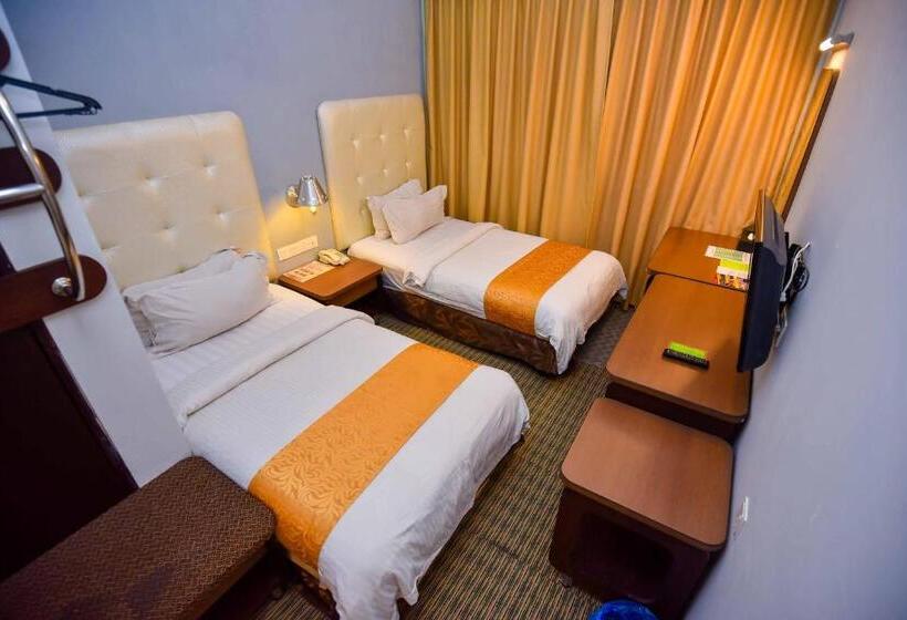 اتاق لوکس, Ritz Garden Hotel Manjung