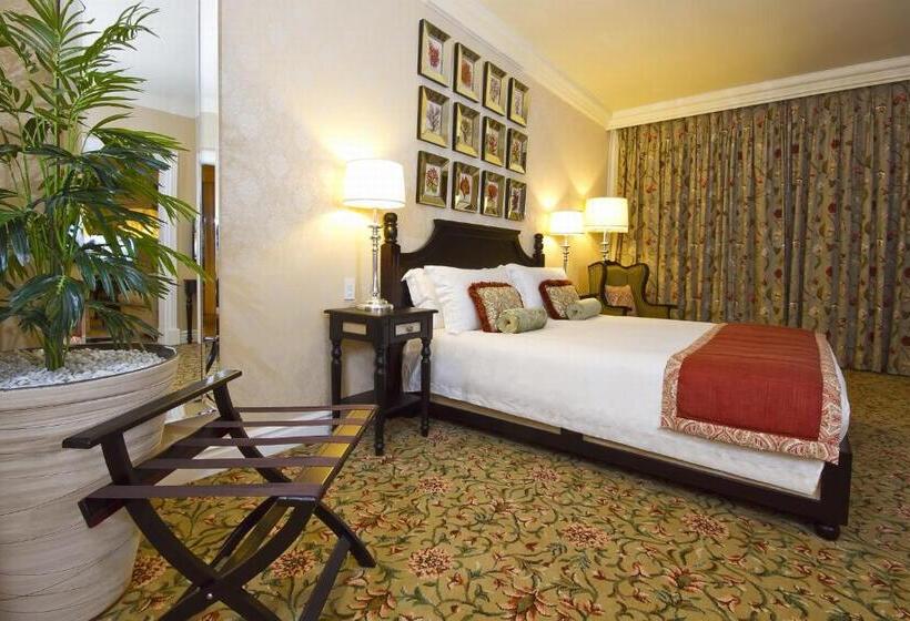 سوییت سوپریور, The Boardwalk Hotel, Convention Centre & Spa