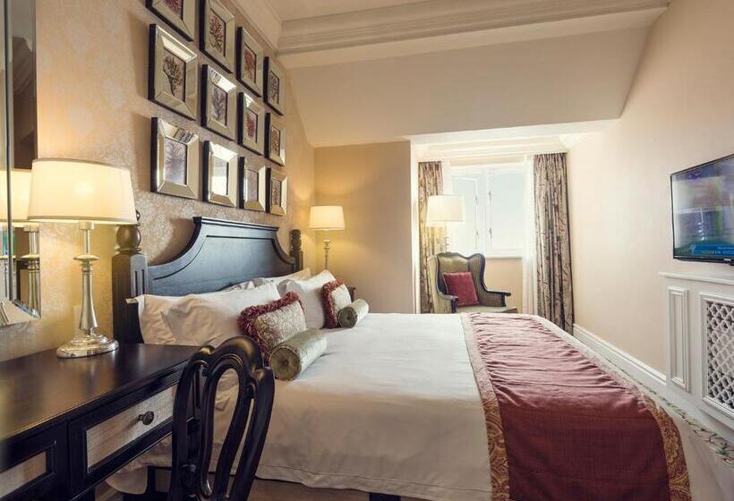 سوییت جونیور لوکس با چشم‌انداز دریا, The Boardwalk Hotel, Convention Centre & Spa