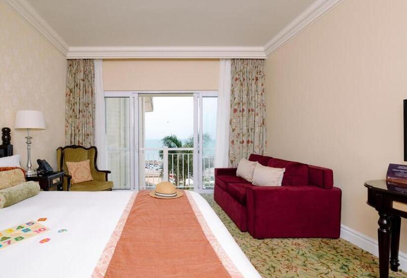 اتاق لوکس خانوادگی, The Boardwalk Hotel, Convention Centre & Spa