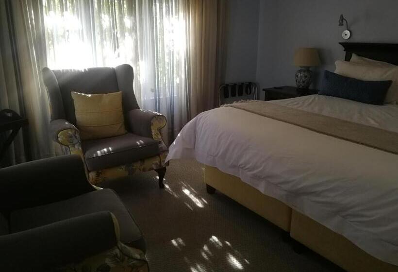 اتاق لوکس, The Rose Cottage B&b