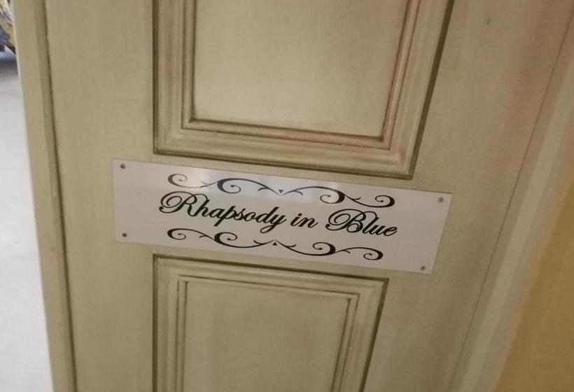اتاق لوکس, The Rose Cottage B&b
