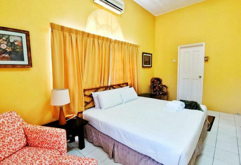 بانگلوی استاندارد, Rumbia Resort Villa Paka