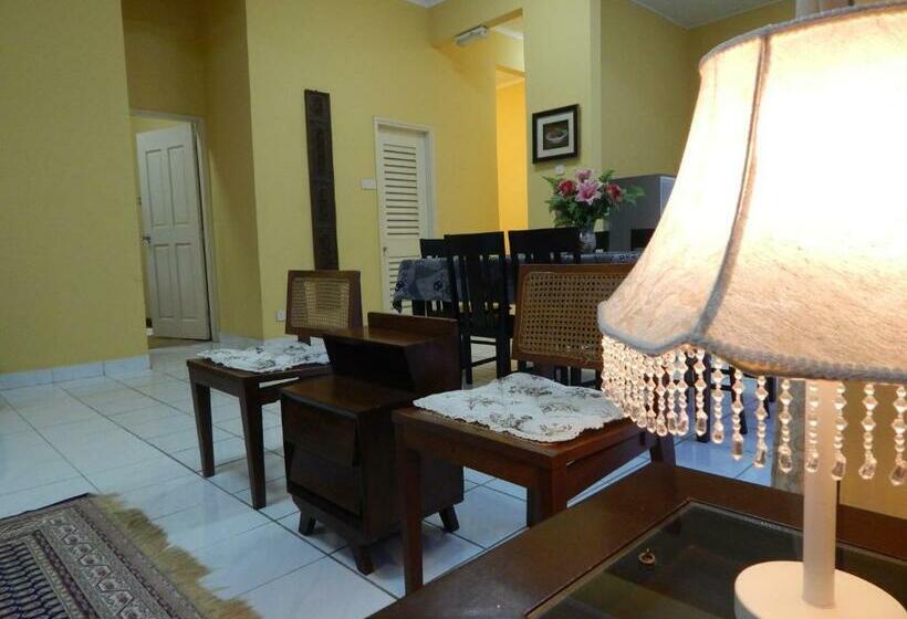 بانگلوی استاندارد, Rumbia Resort Villa Paka