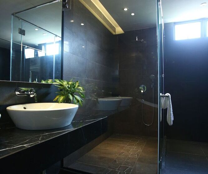 اتاق لوکس, The Orchard Resort & Spa Melaka