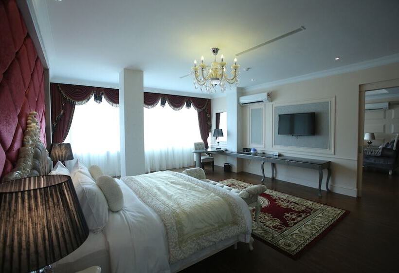 سوئیت با تخت بزرگ, The Orchard Resort & Spa Melaka