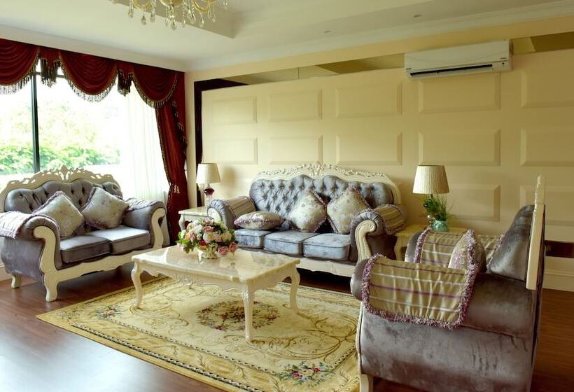 سوئیت پرزیدنت, The Orchard Resort & Spa Melaka