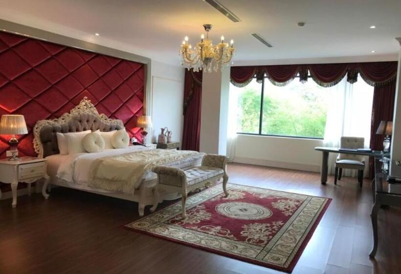 سوئیت پرزیدنت, The Orchard Resort & Spa Melaka