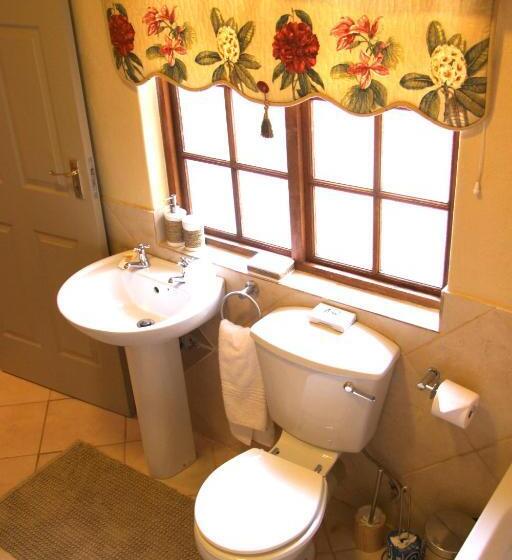 سوییت, The Rose Cottage B&b