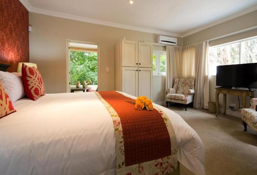 اتاق لوکس, The Rose Cottage B&b