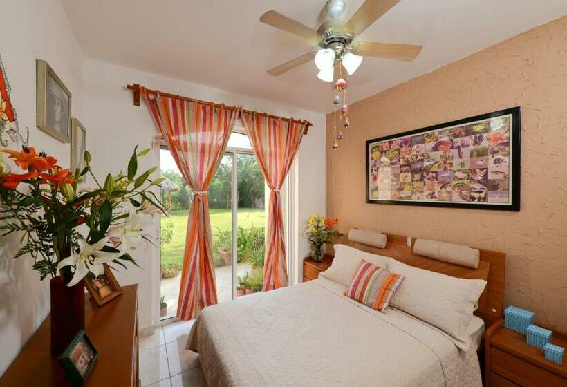 اتاق استاندارد با چشم‌انداز باغ, B&b Mom's House