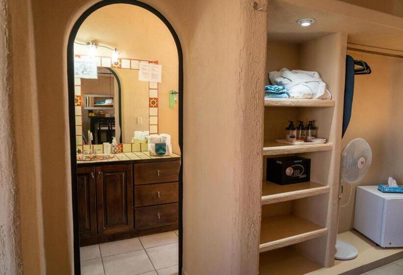 اتاق استاندارد, Casa Kootenay Waterfront Bnb