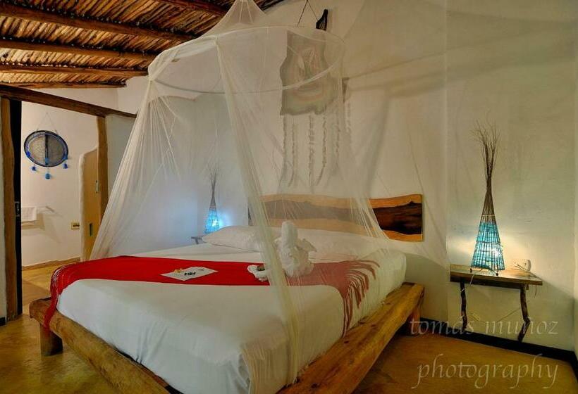 بانگلوی لوکس, Pacha Tulum