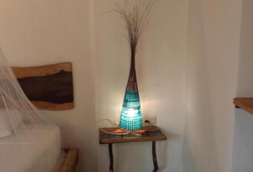 بانگلوی لوکس, Pacha Tulum