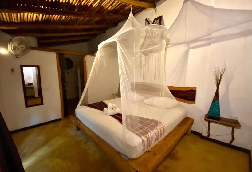 بانگلوی لوکس, Pacha Tulum