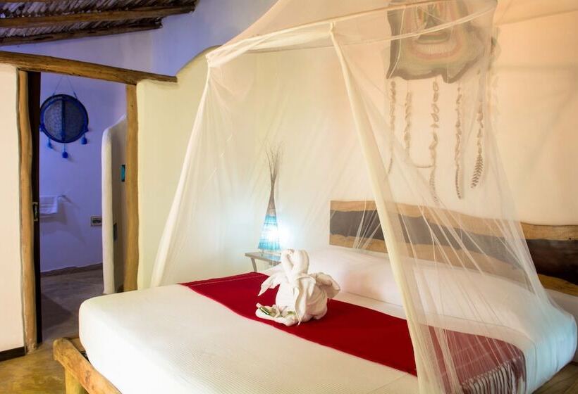 بانگلوی لوکس, Pacha Tulum