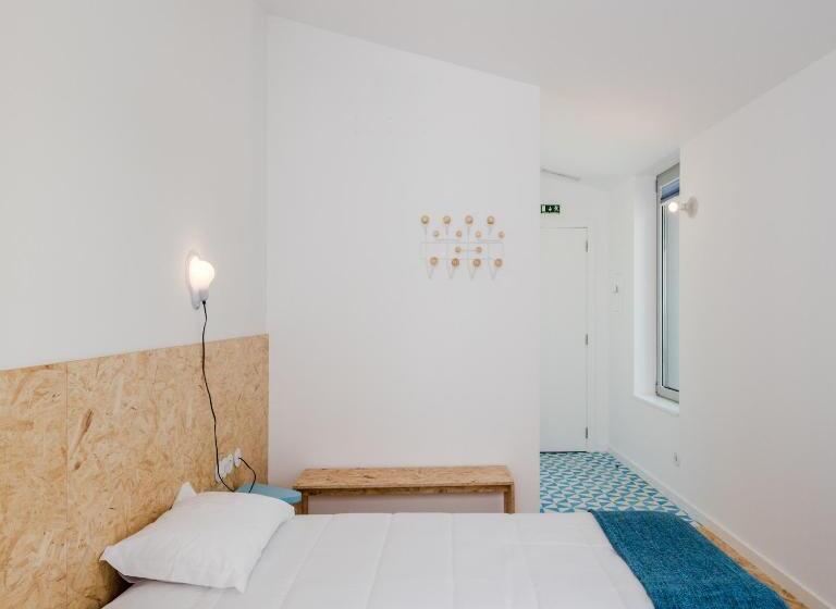اتاق استاندارد, Hostel Conii & Suites Algarve
