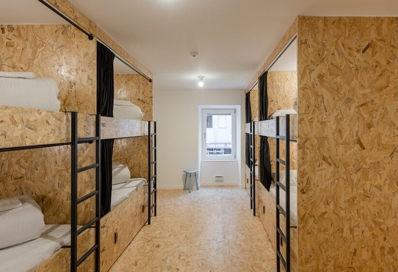 تختخواب در اتاق مشترک, Hostel Conii & Suites Algarve