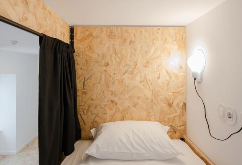 تختخواب در اتاق مشترک, Hostel Conii & Suites Algarve