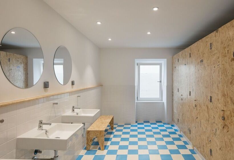 تختخواب در اتاق مشترک, Hostel Conii & Suites Algarve