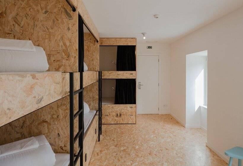تختخواب در اتاق مشترک, Hostel Conii & Suites Algarve