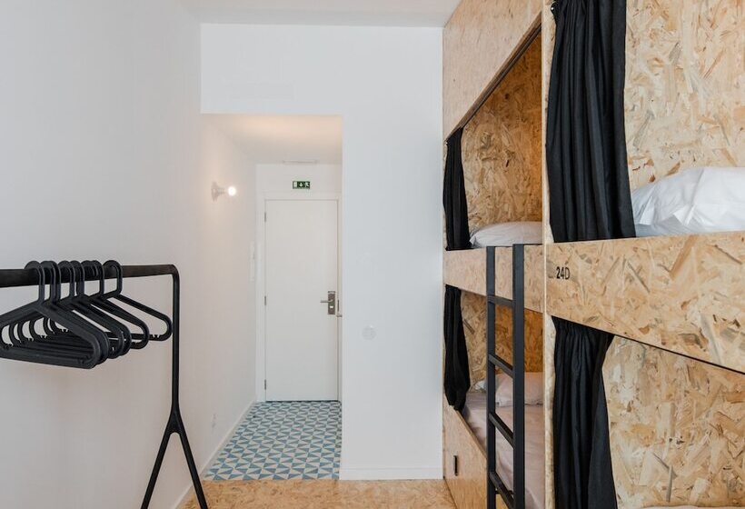 تختخواب در اتاق مشترک, Hostel Conii & Suites Algarve