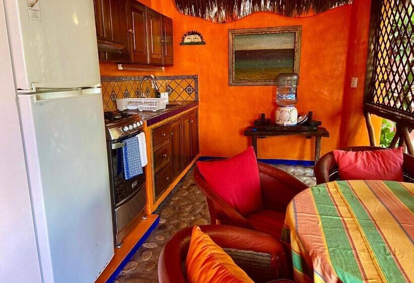 بانگلوی استاندارد 2 خوابه, Aurinko Bungalows