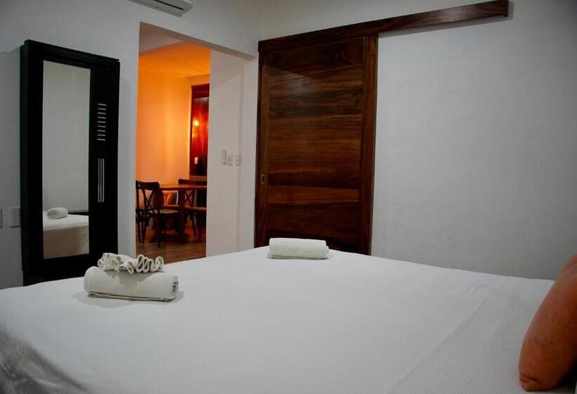 سوییت لوکس, Boutique Eden Costa