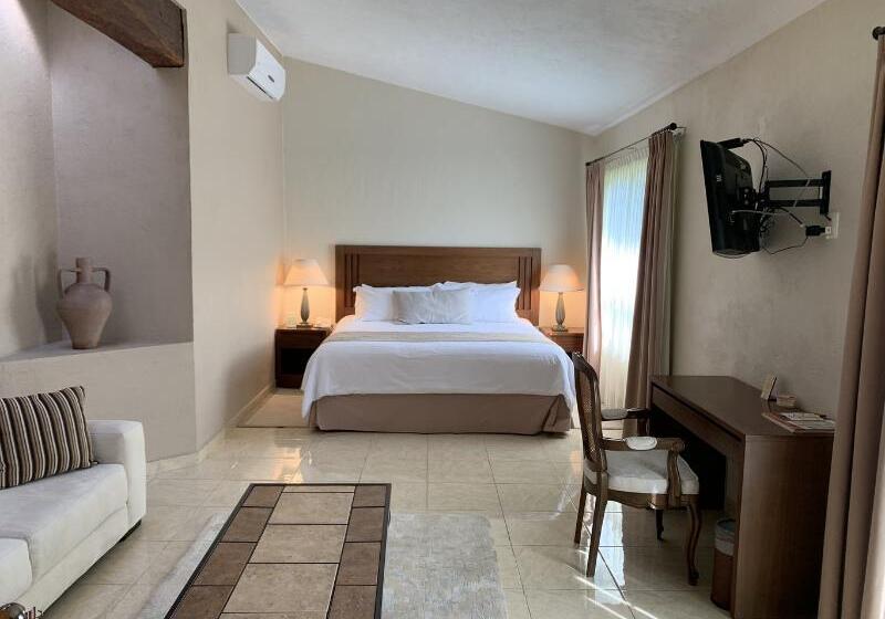 سوئیت جونیور با تخت بزرگ, Boutique La Granja