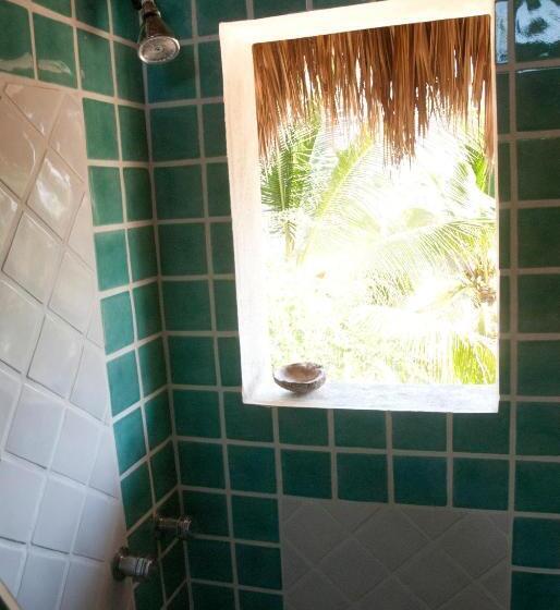 نمای استخر اتاق استاندارد چهارنفره, Casa Villa Magnolia