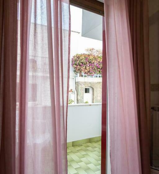 اتاق استاندارد یک نفره, Costa Citara
