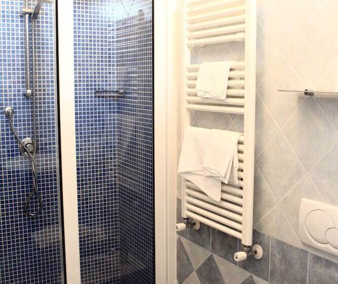 اتاق استاندارد چهار تخته, Costa Citara