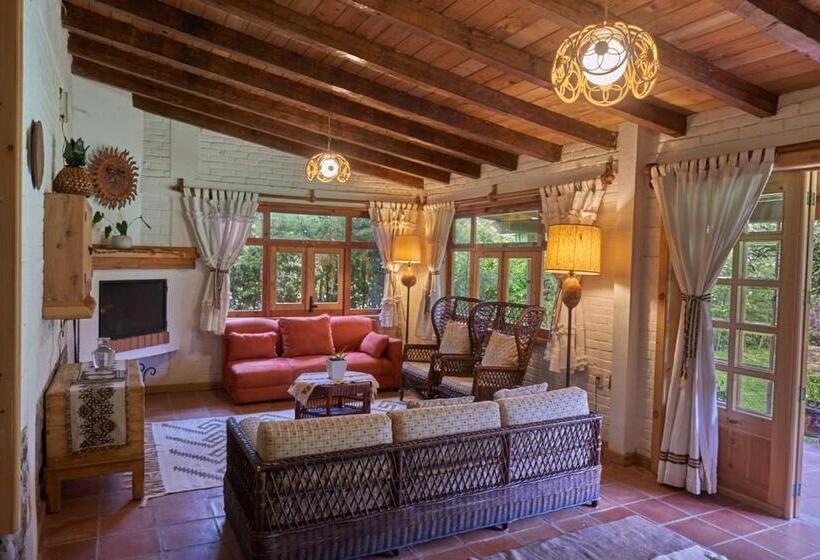 کلبه ییلاقی, Rancho San Cayetano