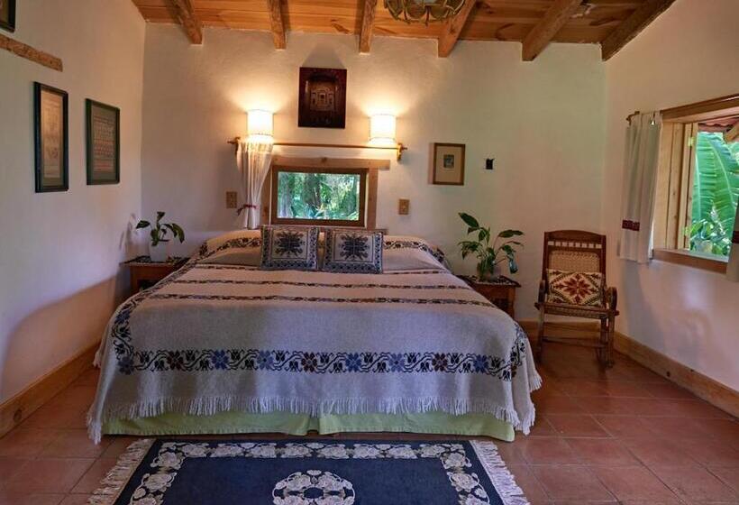 کلبه ییلاقی, Rancho San Cayetano