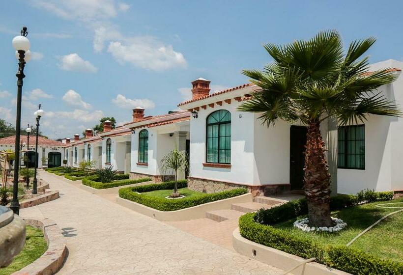 سوئیت با تخت بزرگ, Real De San Jose